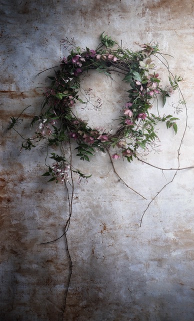 Garden Flower Garland Antique Tenterfield